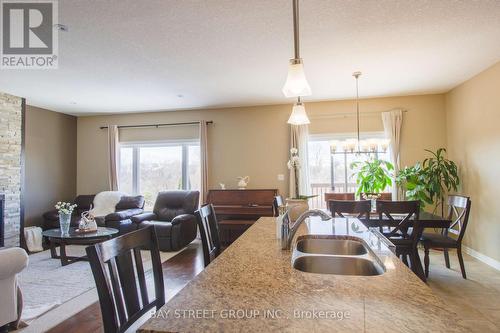 1451 Howlett Circle, London North, ON - Indoor