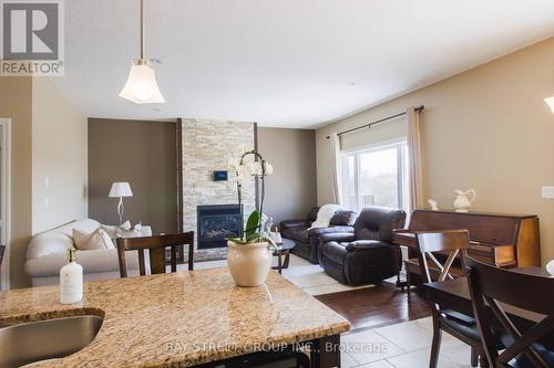 1451 Howlett Circle, London North, ON - Indoor With Fireplace