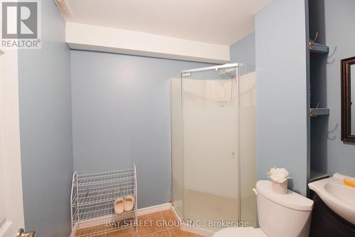1451 Howlett Circle, London North, ON - Indoor Photo Showing Bathroom