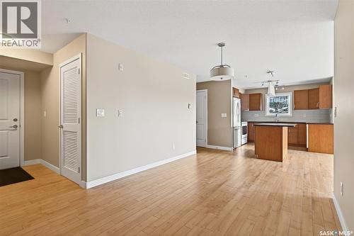 104 2311 Windsor Park Road, Regina, SK - Indoor Photo Showing Kitchen