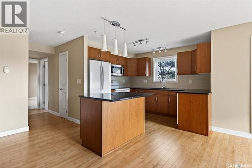 104 2311 Windsor Park Road, Regina, SK - Indoor Photo Showing Kitchen