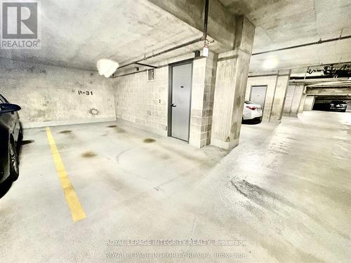 704 - 136 Darlington Private, Ottawa, ON - Indoor