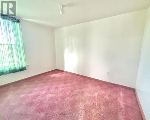 844 Queen Street, North Bay (Ferris), ON - Indoor Photo Showing Other Room