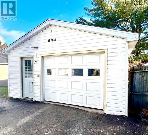 844 Queen Street, North Bay (Ferris), ON - Outdoor