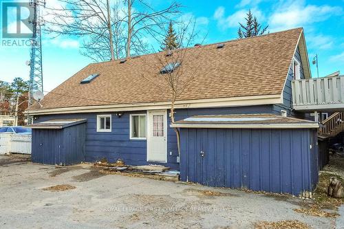 3071 Mosley Street, Wasaga Beach, ON - Outdoor