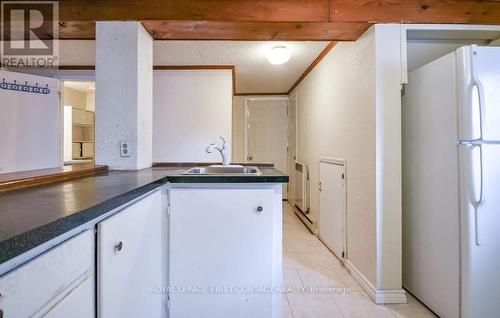 3071 Mosley Street, Wasaga Beach, ON - Indoor Photo Showing Kitchen