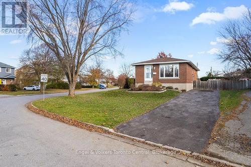 997 15TH 'B' STREET E  Owen Sound, ON N4K 5V7