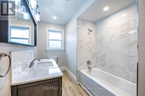 314 Jackson Avenue, Oshawa (Central), ON - Indoor Photo Showing Bathroom