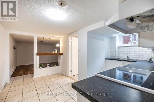 314 Jackson Avenue, Oshawa (Central), ON - Indoor Photo Showing Kitchen