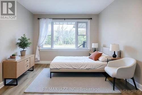 314 Jackson Avenue, Oshawa (Central), ON - Indoor Photo Showing Bedroom