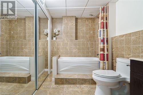 P87 - 175 David Bergey Drive, Kitchener, ON - Indoor Photo Showing Bathroom