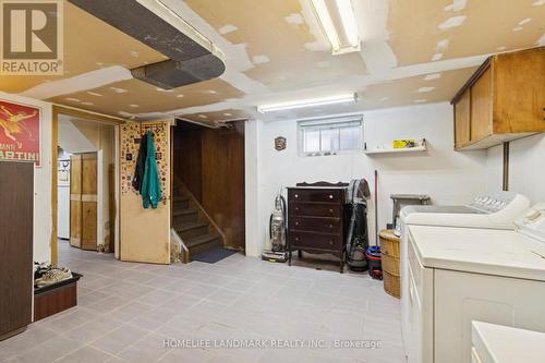 127 Lake Avenue, Richmond Hill, ON - Indoor Photo Showing Laundry Room