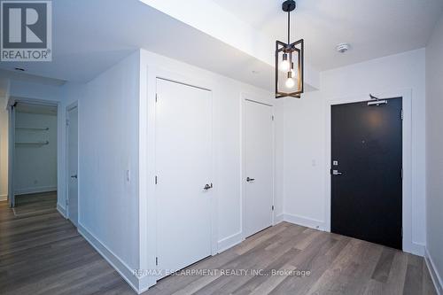 C301 - 5260 Dundas Street, Burlington, ON - Indoor Photo Showing Other Room