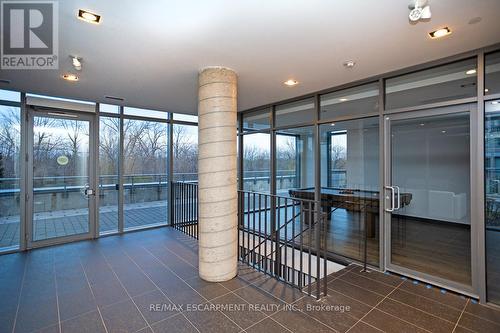 C301 - 5260 Dundas Street, Burlington, ON - Indoor Photo Showing Other Room