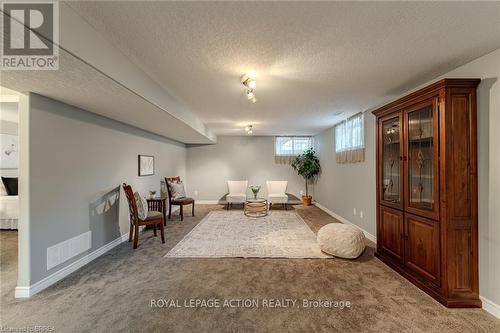 19 - 244 Dundas Street W, Brant, ON - Indoor