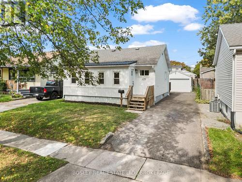 394 FLEET STREET  Welland (Lincoln/Crowland), ON L3B 4X5