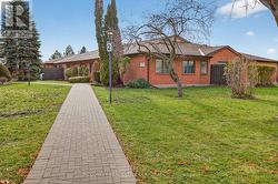 26 - 36 CHAMPLAIN CRESCENT  Peterborough (Northcrest Ward 5), ON K9L 1T1