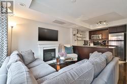 213 - 1 RUTTAN STREET  Toronto, ON M6P 0A1