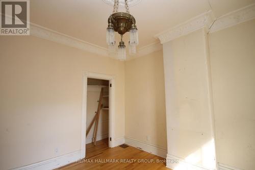 301 Waverley Street, Ottawa, ON - Indoor Photo Showing Other Room