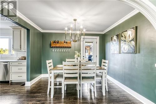 2224 Hulda Street, Sudbury, ON - Indoor Photo Showing Dining Room