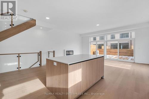 76 - 50 Lou Parsons Way, Mississauga, ON - Indoor Photo Showing Bathroom