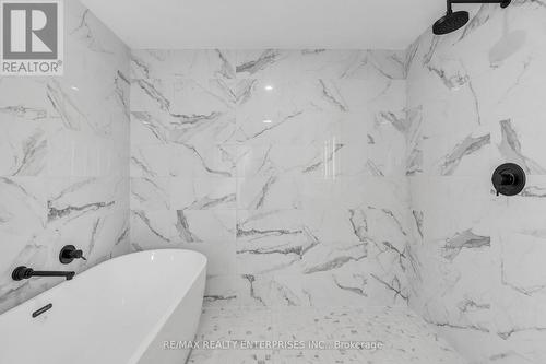 76 - 50 Lou Parsons Way, Mississauga, ON - Indoor Photo Showing Bathroom