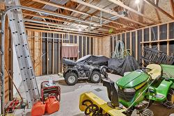 Garage - 