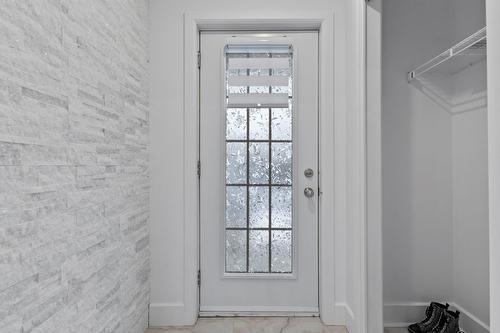 Hall d'entrée/Vestibule - 2345 Rue Du Passerin, Laval (Sainte-Rose), QC - Indoor