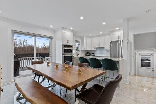 Salle à manger - 2345 Rue Du Passerin, Laval (Sainte-Rose), QC - Indoor Photo Showing Dining Room
