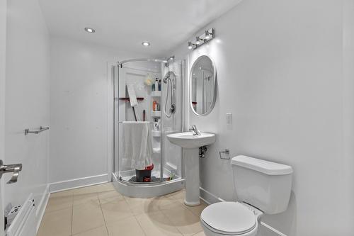 Salle de bains - 2345 Rue Du Passerin, Laval (Sainte-Rose), QC - Indoor Photo Showing Bathroom