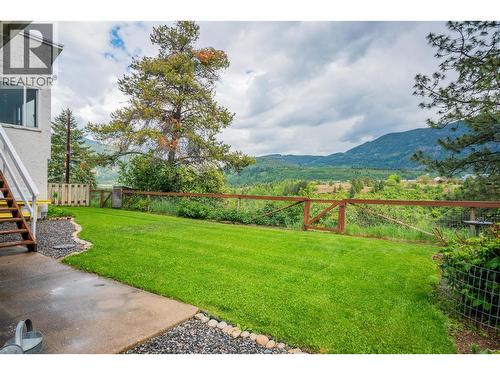 1923 Riverside Crescent, Castlegar, BC - Outdoor