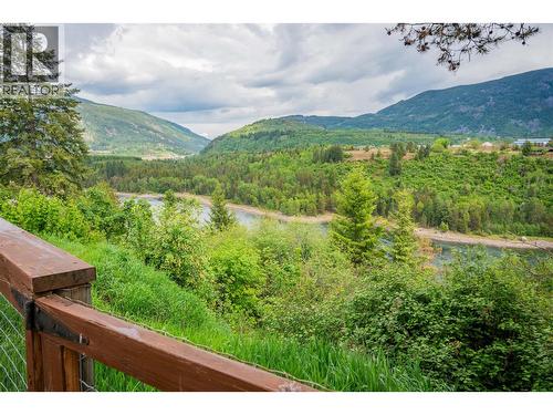 1923 Riverside Crescent, Castlegar, BC - Outdoor With View
