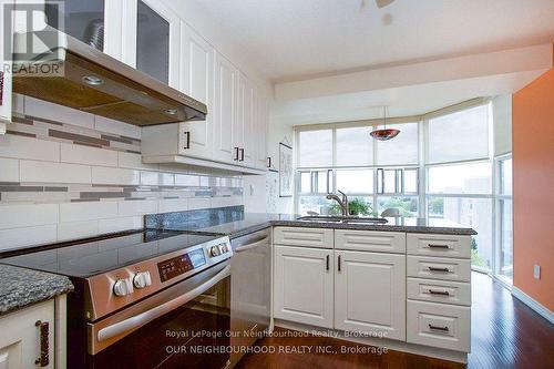702 - 80 Athol Street E, Oshawa (Central), ON - Indoor Photo Showing Kitchen With Upgraded Kitchen