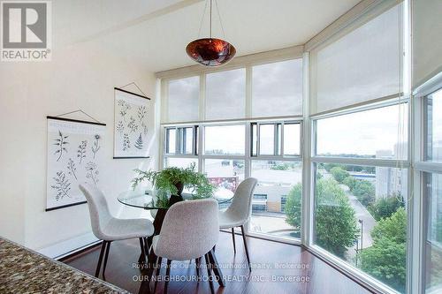 702 - 80 Athol Street E, Oshawa (Central), ON - Indoor Photo Showing Dining Room