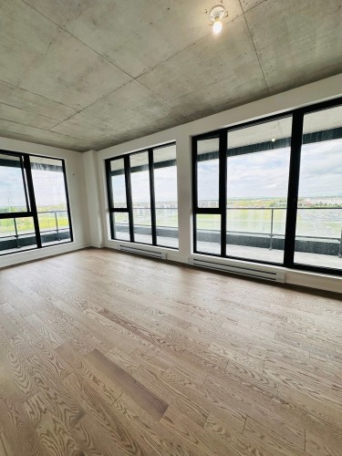 Salon - 713-505 Rue De L'Escale, Brossard, QC - Indoor Photo Showing Other Room