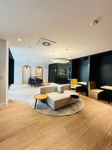 Cafétéria - 713-505 Rue De L'Escale, Brossard, QC - Indoor