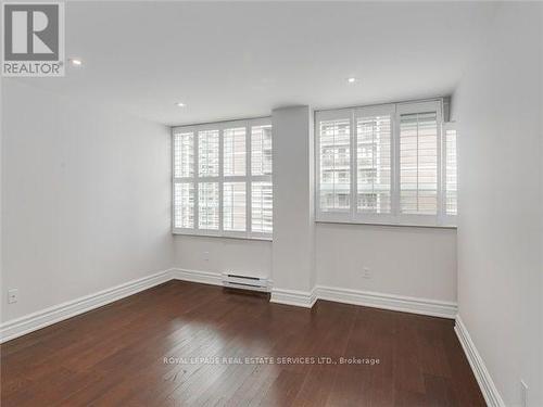 Ph1605 - 71 Charles Street E, Toronto, ON - Indoor Photo Showing Other Room