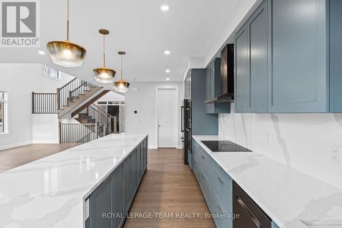 Kitchen - 200 Ketchikan Crescent, Ottawa, ON - Indoor Photo Showing Kitchen With Upgraded Kitchen