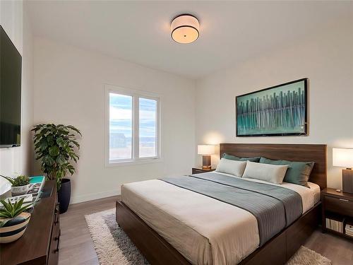 23 Silky Way, Brandon, MB - Indoor Photo Showing Bedroom