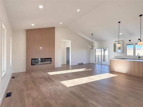 23 Silky Way, Brandon, MB - Indoor