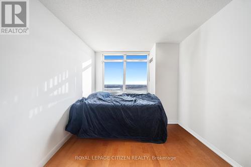 2512 - 15 Fort York Boulevard, Toronto, ON - Indoor Photo Showing Bedroom