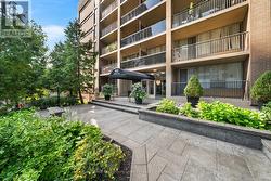 202 - 60 MONTCLAIR AVENUE  Toronto, ON M5P 1P7