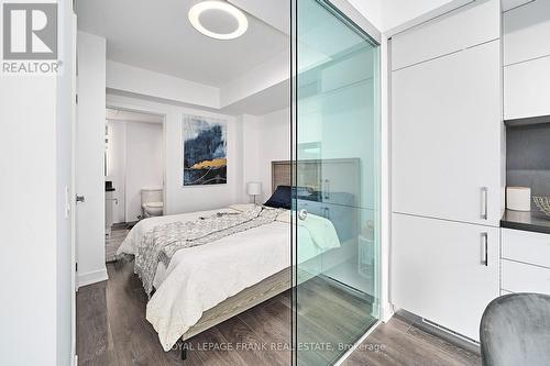 2005 - 188 Cumberland Street, Toronto (Annex), ON - Indoor Photo Showing Bedroom