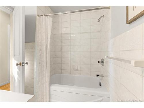 641-643 Evangeline St, Dieppe, NB 