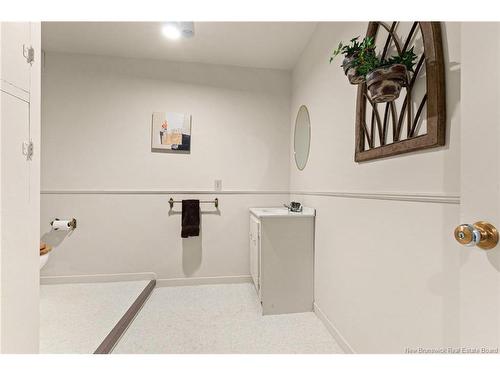 641-643 Evangeline St, Dieppe, NB 