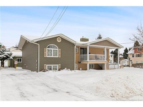 641-643 Evangeline St, Dieppe, NB 