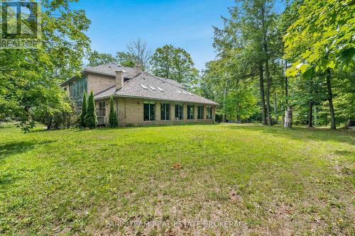 1826 Quantz Crescent, Innisfil, ON - Outdoor