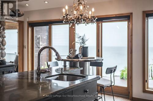 3741 Lakeshore Road E, Clarington, ON - Indoor Photo Showing Other Room