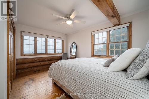 3741 Lakeshore Road E, Clarington, ON - Indoor Photo Showing Bedroom