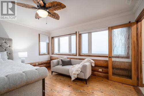 3741 Lakeshore Road E, Clarington, ON - Indoor Photo Showing Bedroom